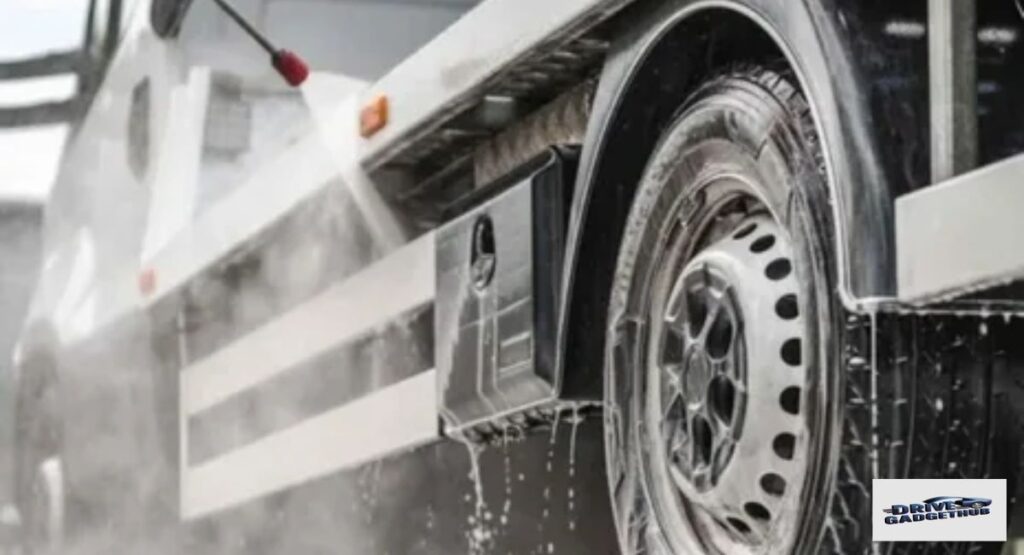 Fleet Vehicles Using Brushless Car Wash Services