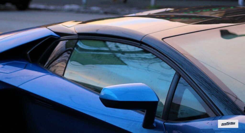 Sunshade Temperature Difference in a Parked Car